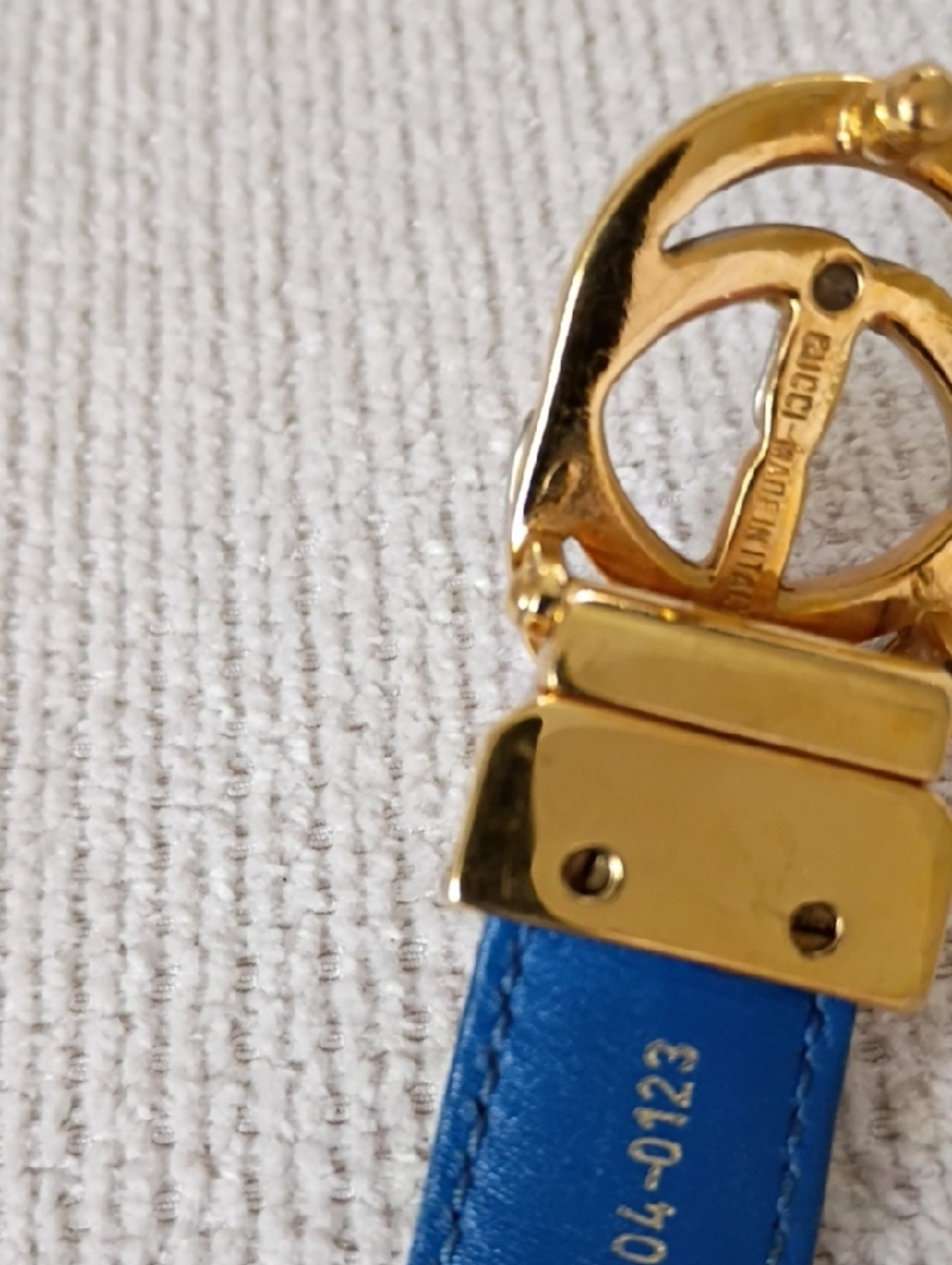 GUCCI Blue Snake Skin Leather Belt with Gold Double-Ring Buckle - Picture 4 of 4